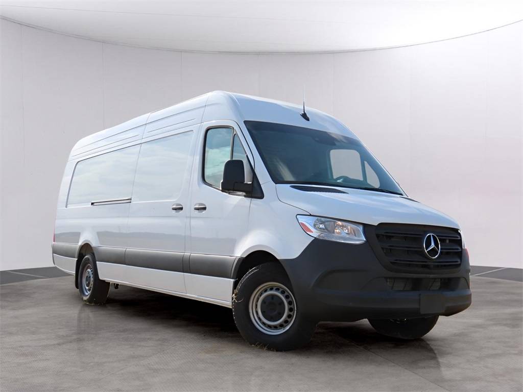 2024 Mercedes-Benz Sprinter Cargo Van 2500 — Cargo Van — 8 mi — Kansas City, MO
