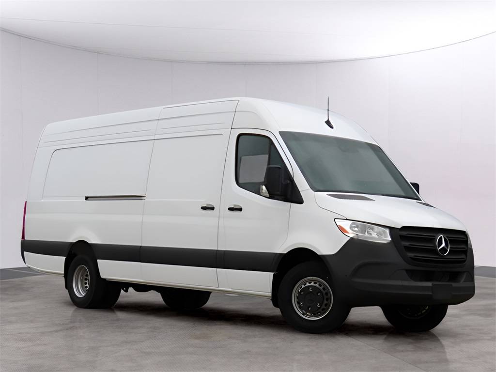 2024 Mercedes-Benz Sprinter Cargo Van 3500XD — Cargo Van — 8 mi — Kansas City, MO