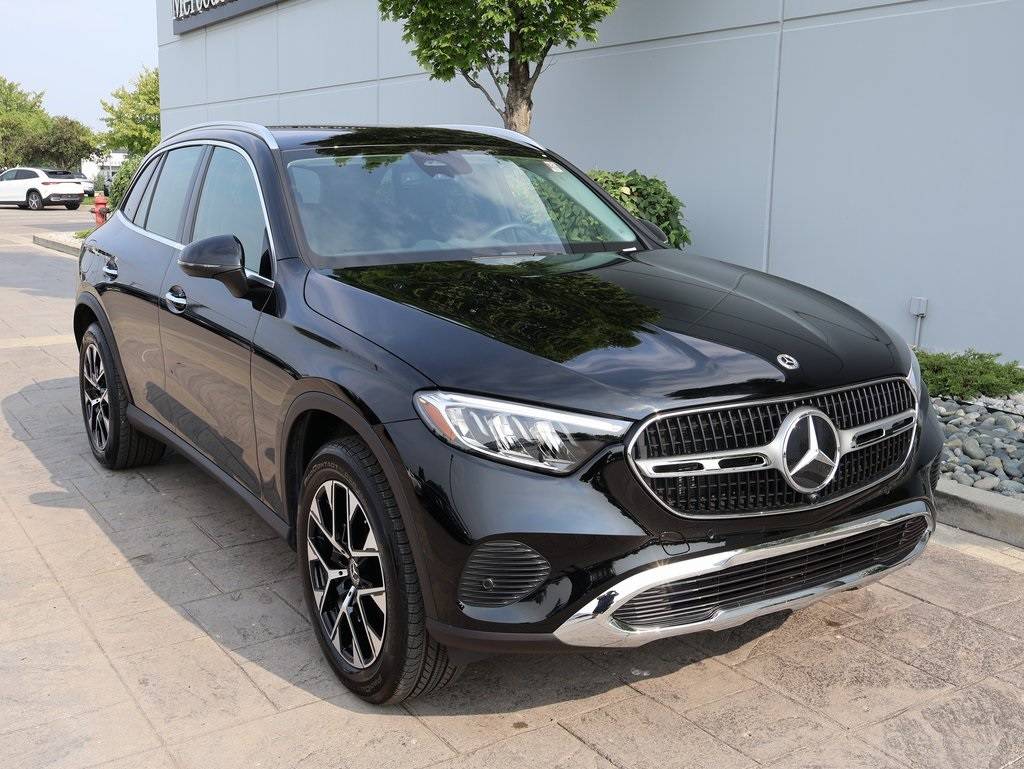 2025 Mercedes-Benz GLC GLC 350e — SUV — 4,008 mi — Kansas City, MO