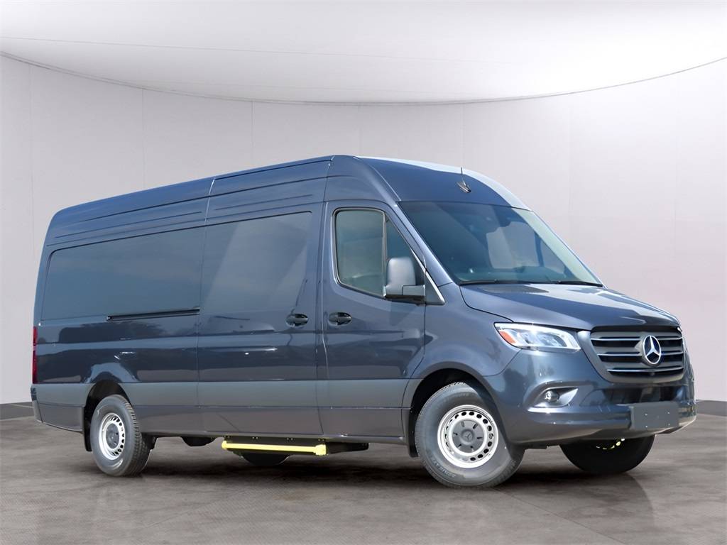 2024 Mercedes-Benz Sprinter Cargo Van 2500 — Cargo Van — 10 mi — Kansas City, MO