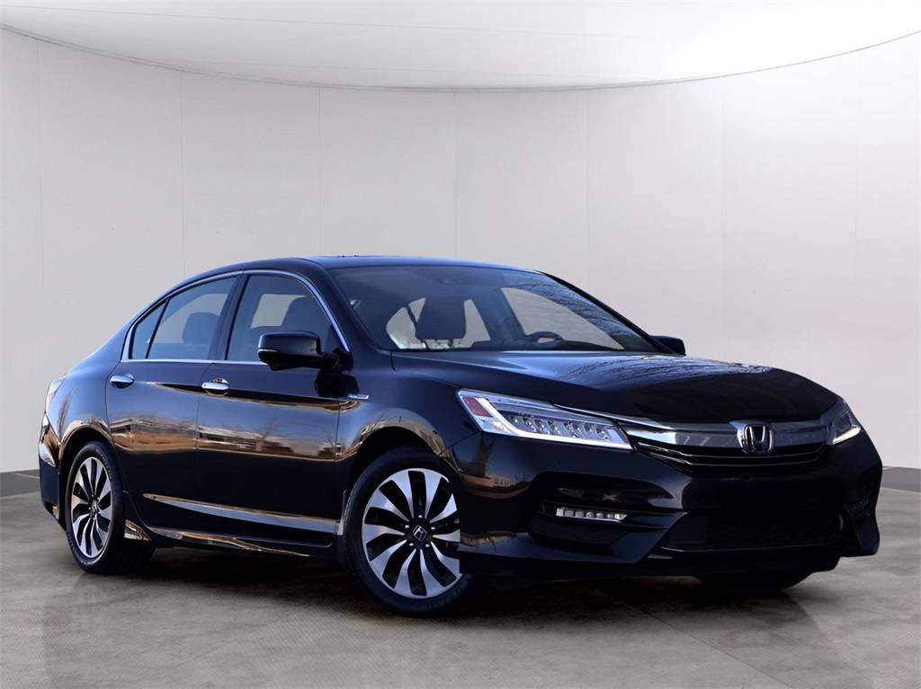 2017 Honda Accord Hybrid Touring — Sedan — 76,049 mi — Kansas City, MO