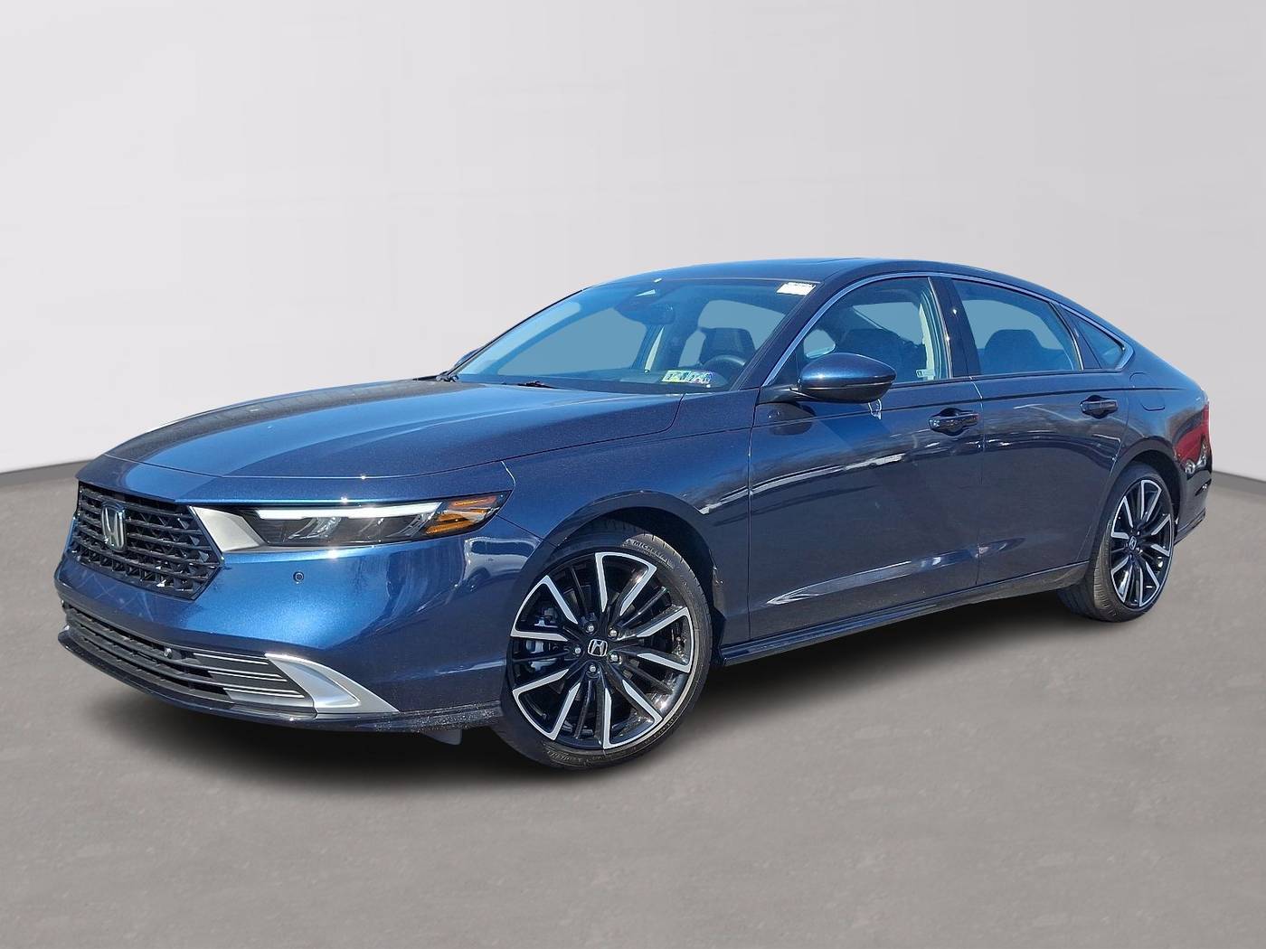 2025 Honda Accord Hybrid Touring — Sedan — 832 mi — East Petersburg, PA