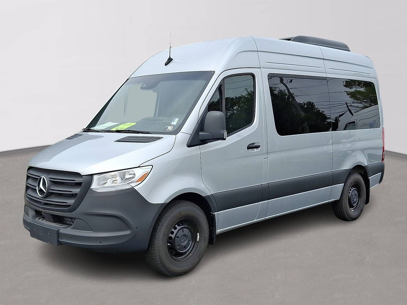 2024 Mercedes-Benz Sprinter Passenger Van 2500 — Passenger Van — 77 mi — East Petersburg, PA