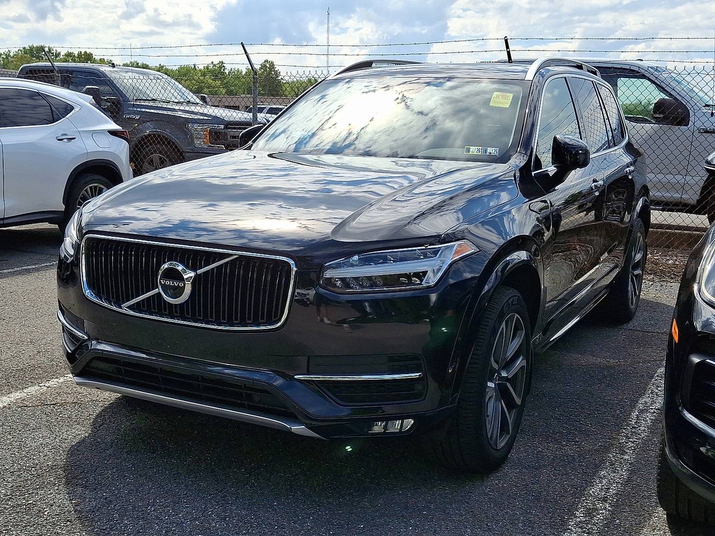 2018 Volvo XC90 Momentum — SUV — 96,388 mi — East Petersburg, PA