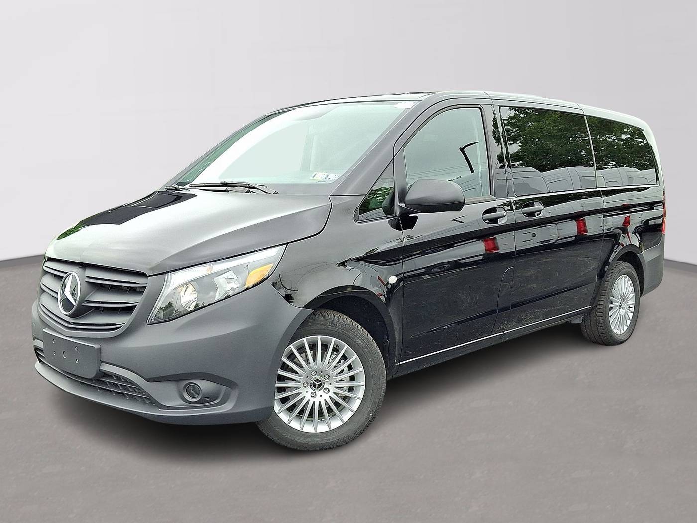 2023 Mercedes-Benz Metris Passenger Van Standard — Passenger Van — 2,304 mi — East Petersburg, PA