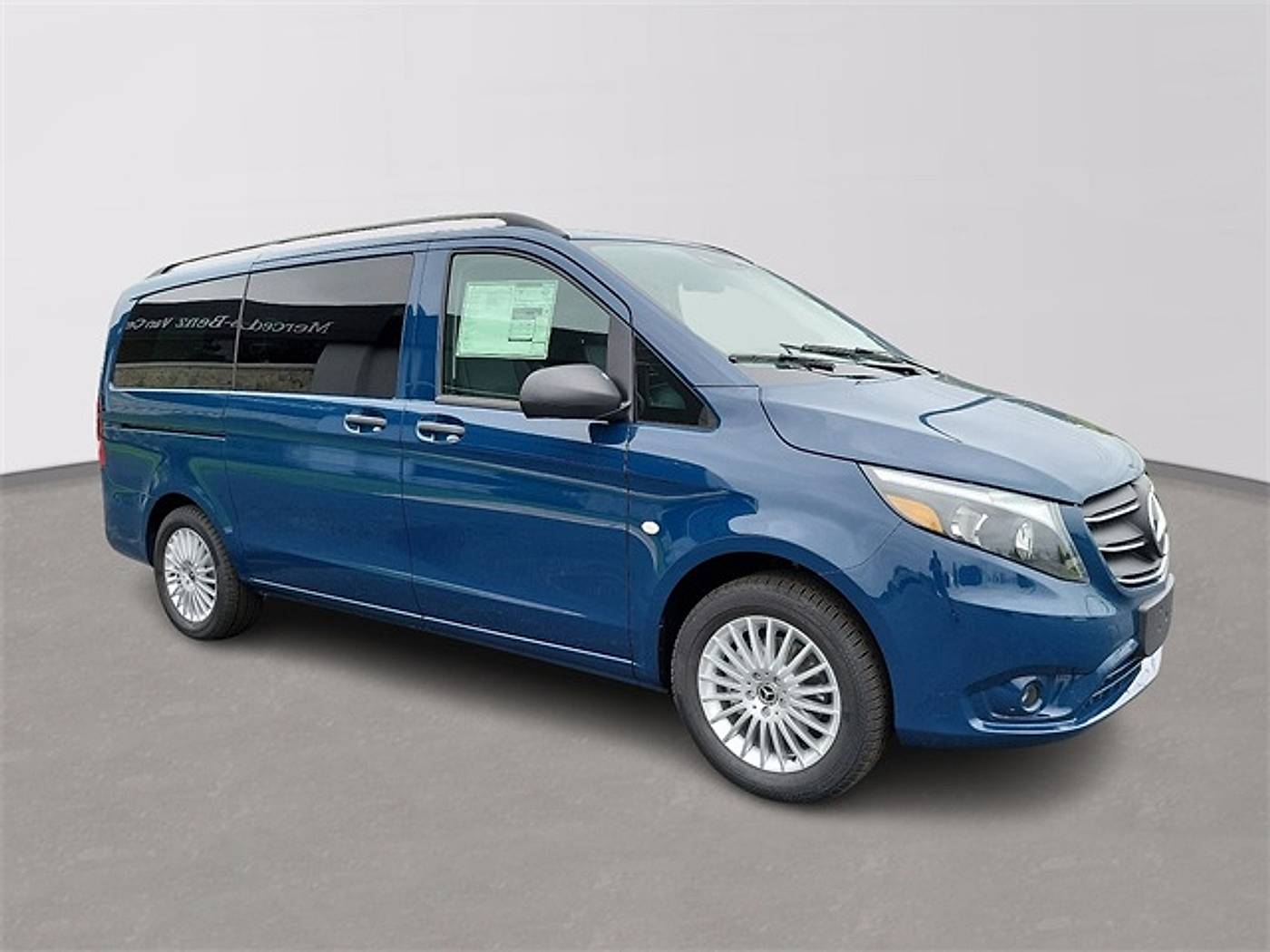 2023 Mercedes-Benz Metris Passenger Van Standard — Passenger Van — 1,409 mi — East Petersburg, PA