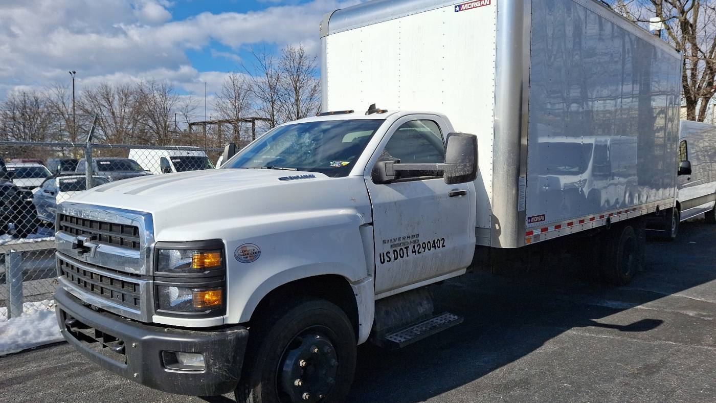 2023 Chevrolet Silverado MD Work Truck — Chassis Cab Truck — 5,261 mi — East Petersburg, PA