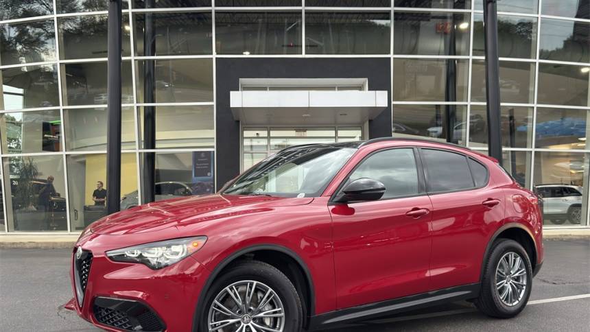 2024 Alfa Romeo Stelvio Sprint