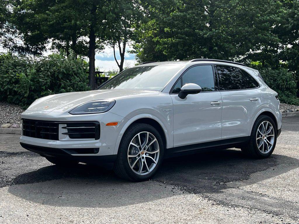 2025 Porsche Cayenne E-Hybrid