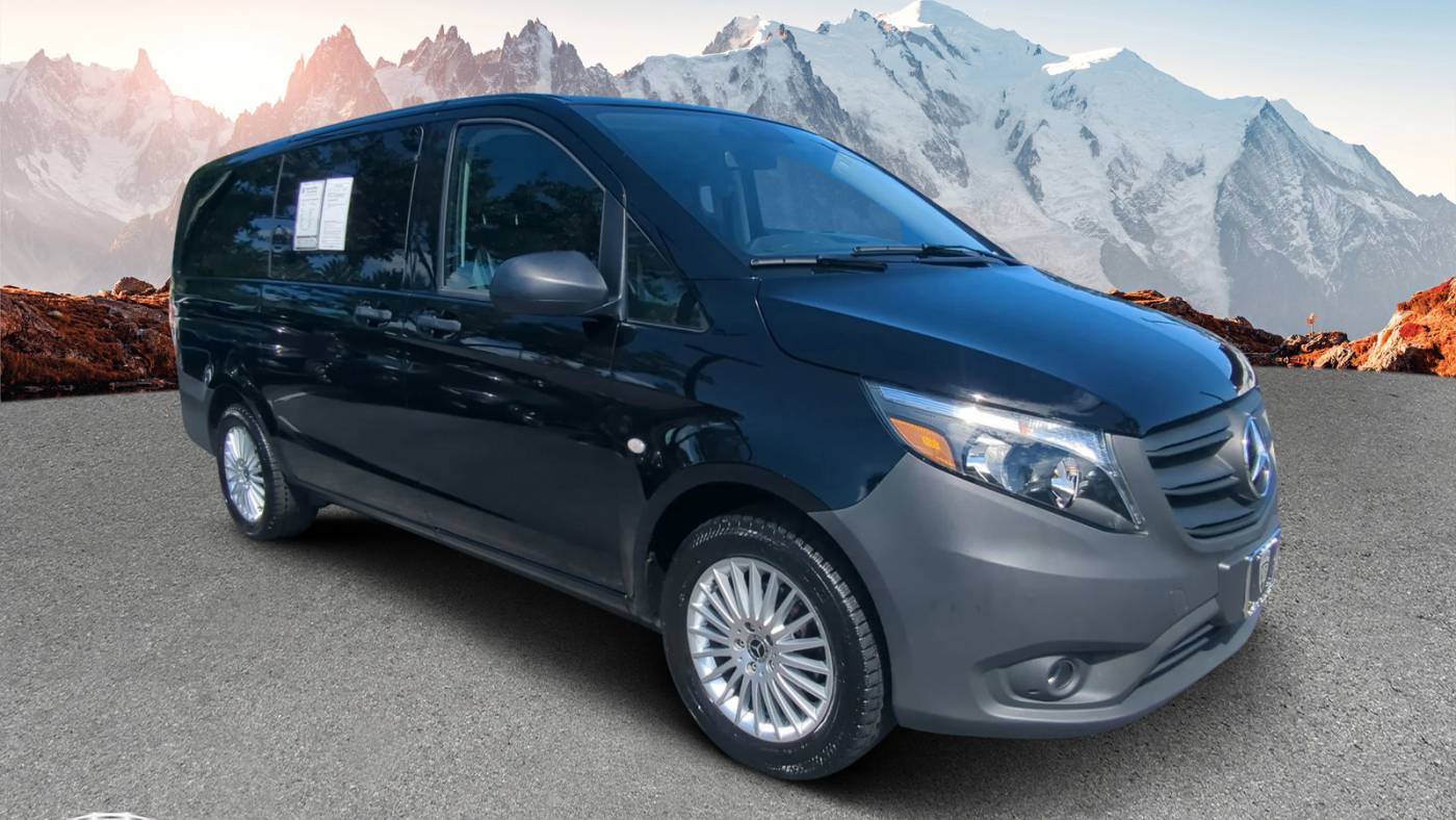 2023 Mercedes-Benz Metris Passenger Van Standard — Passenger Van — 8,977 mi — Orlando, FL