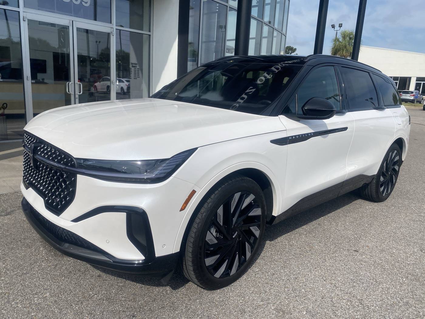 2024 Lincoln Nautilus Reserve — SUV — 15,977 mi — Dothan, AL