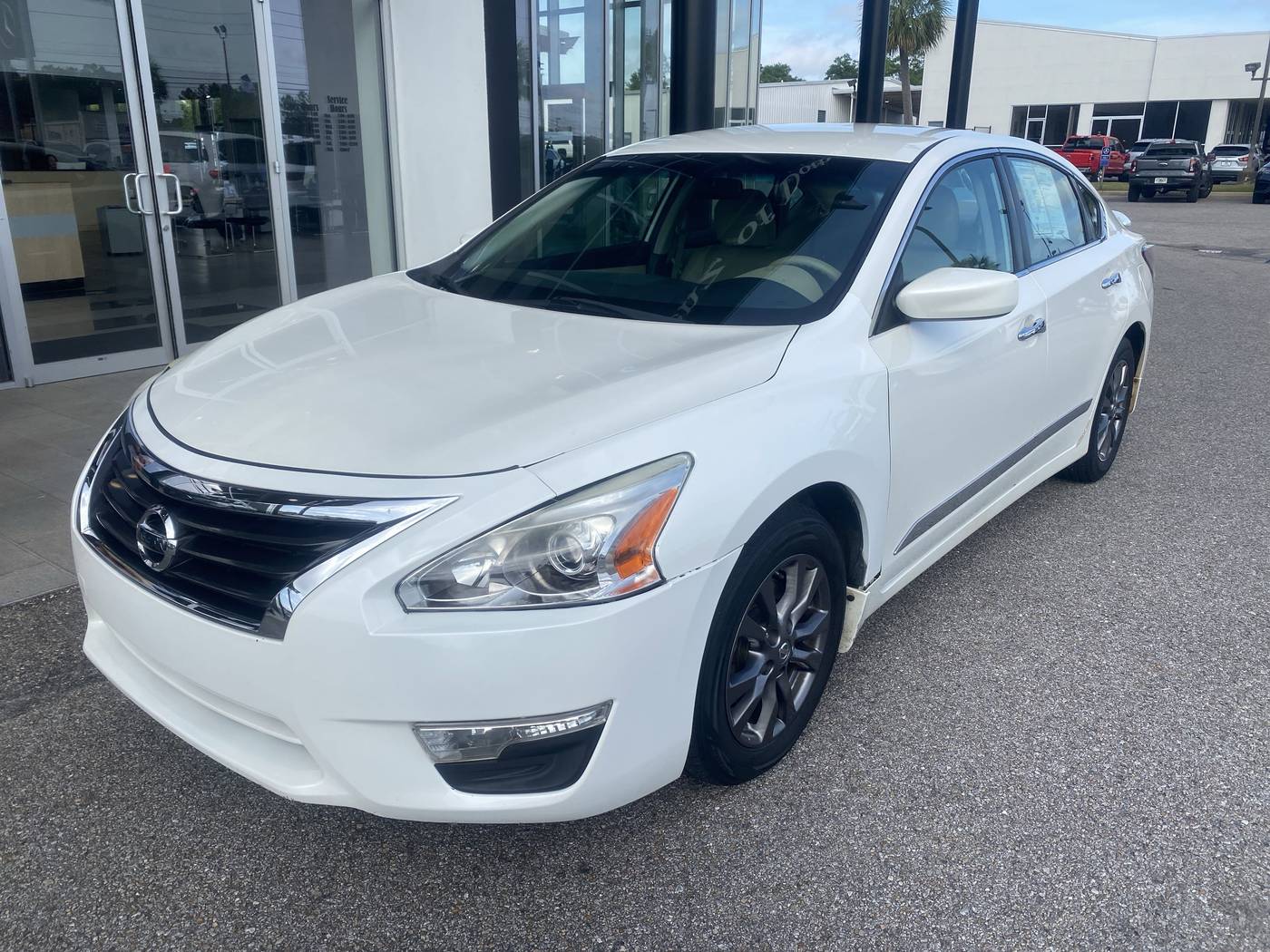2015 Nissan Altima 2.5 S — Sedan — 111,656 mi — Dothan, AL