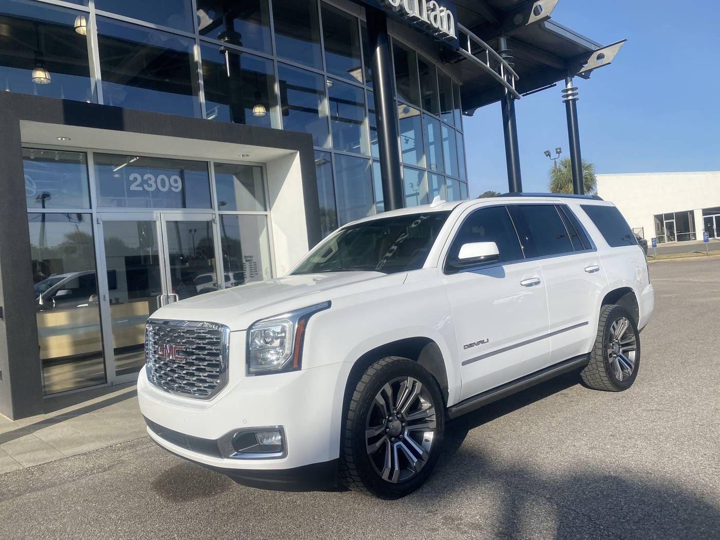 2019 GMC Yukon Denali — SUV — 93,631 mi — Dothan, AL