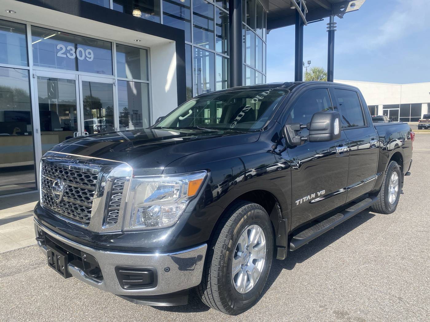 2018 Nissan Titan SV — Pickup Truck — 96,339 mi — Dothan, AL