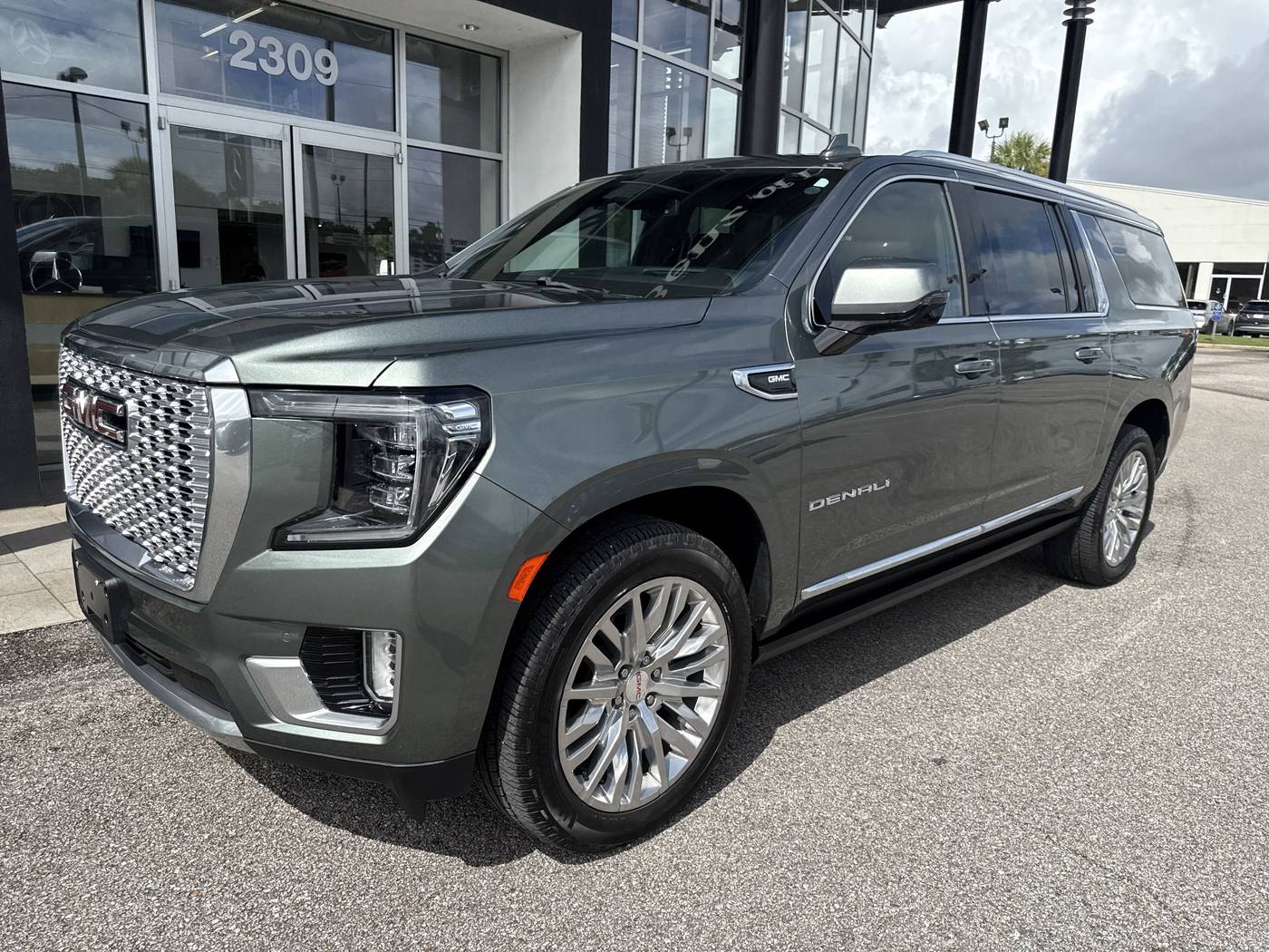 2023 GMC Yukon Denali — SUV — 56,155 mi — Dothan, AL