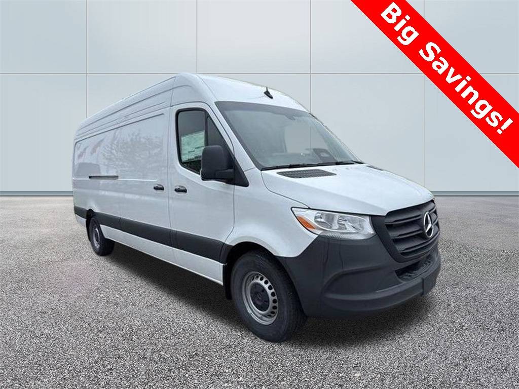 2025 Mercedes-Benz Sprinter Cargo Van 2500 — Cargo Van — 7 mi — Okemos, MI