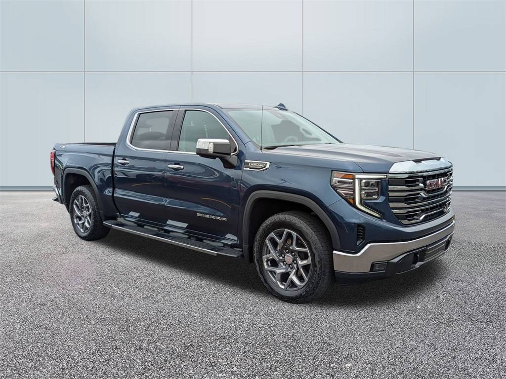 2022 GMC Sierra 1500 SLT — Pickup Truck — 49,082 mi — Okemos, MI