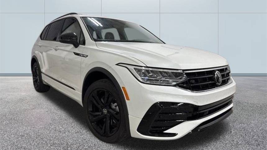 2024 Volkswagen Tiguan SE R-Line Black — SUV — 11,869 mi — Okemos, MI