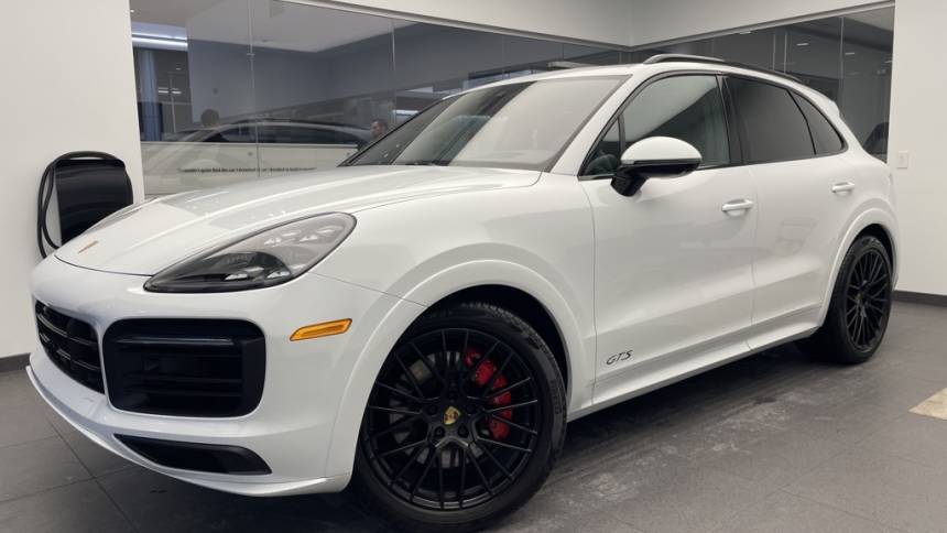 2022 Porsche Cayenne GTS — SUV — 24,141 mi — Okemos, MI