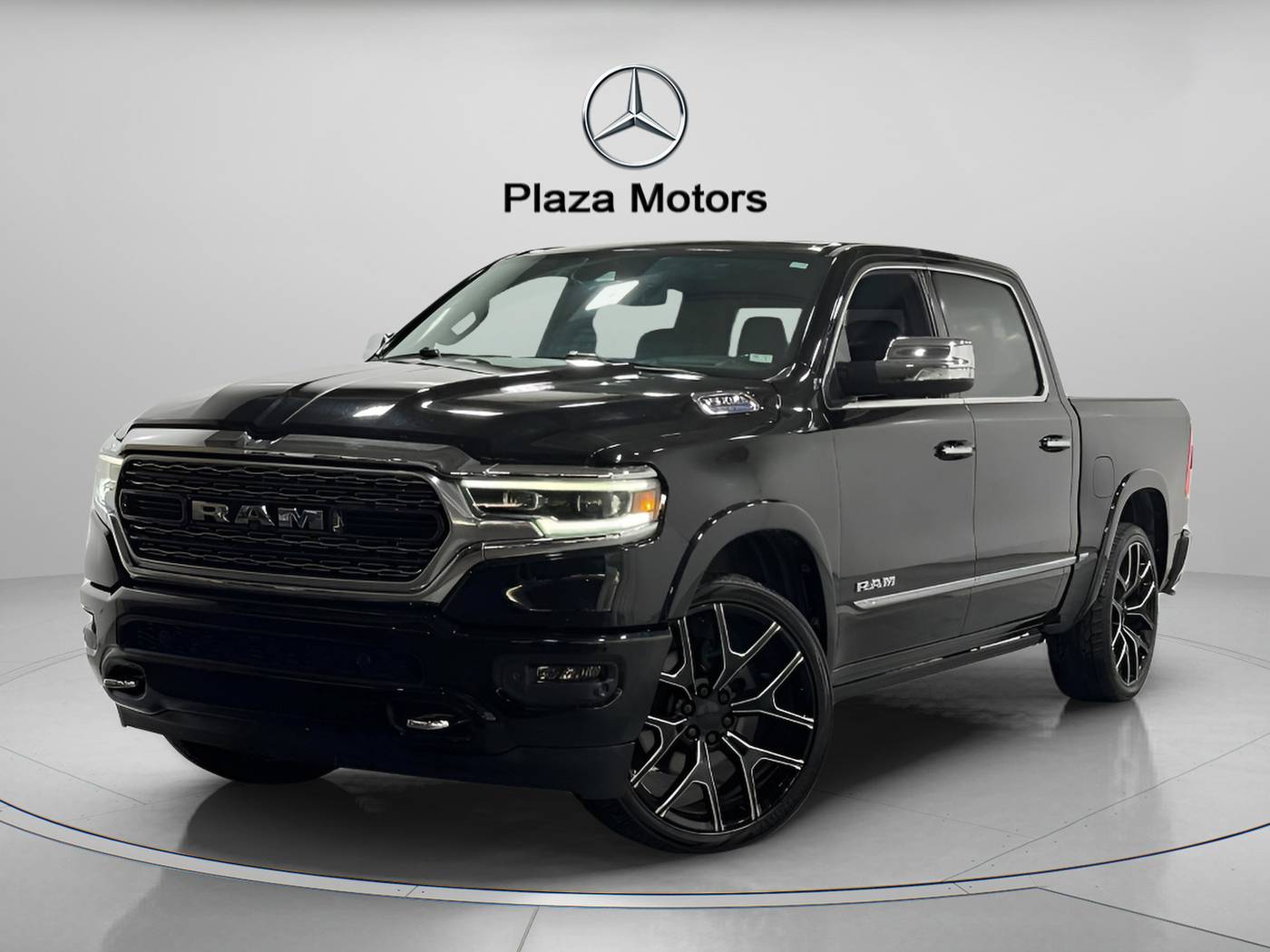 2021 Ram 1500 Limited — Pickup Truck — 69,561 mi — Creve Coeur, MO