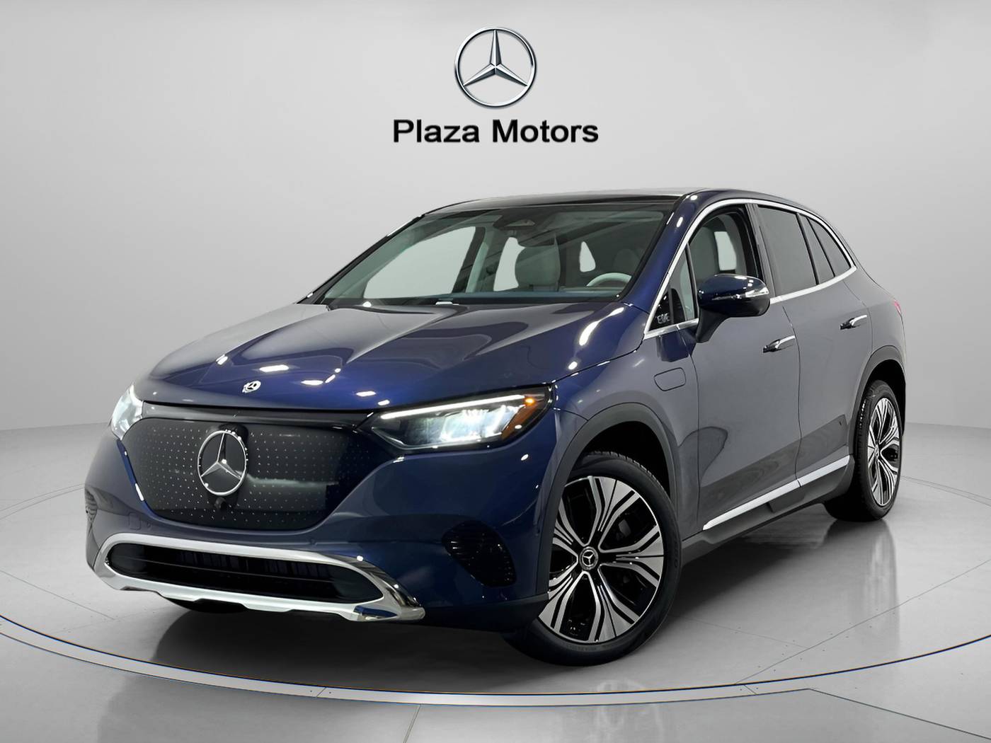 2025 Mercedes-Benz EQE SUV EQE 350 — SUV — 12 mi — Creve Coeur, MO