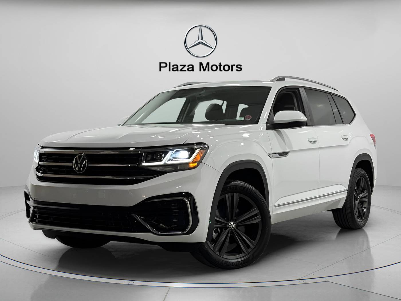 2022 Volkswagen Atlas SEL R-Line — SUV — 29,638 mi — Creve Coeur, MO