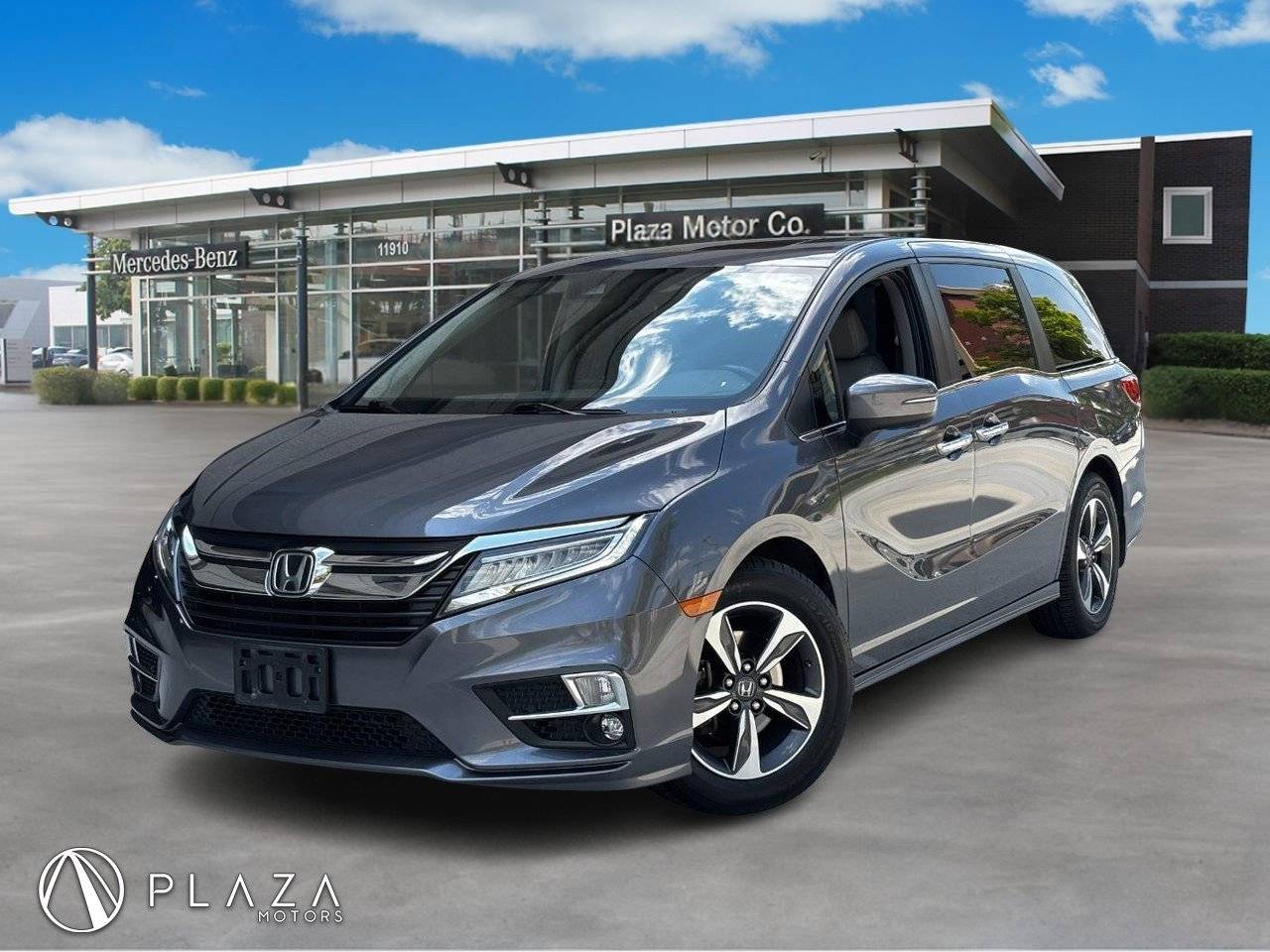 2019 Honda Odyssey Touring — Minivan — 122,008 mi — Creve Coeur, MO