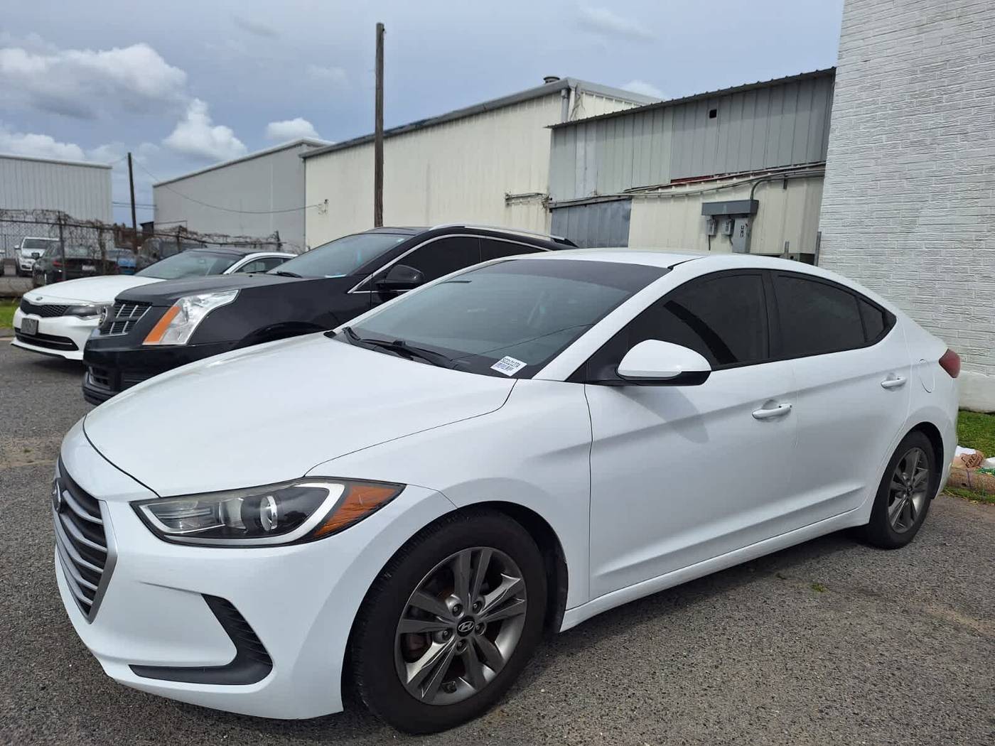 2017 Hyundai Elantra SE — Sedan — 85,108 mi — Kenner, LA