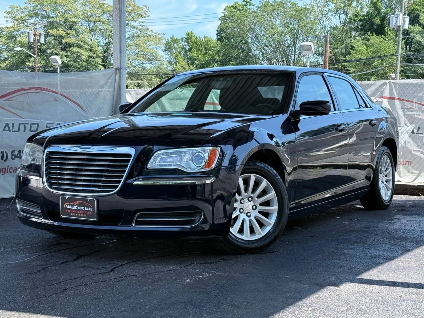 2012 Chrysler 300 Base — Sedan — 90,707 mi — Little Ferry, NJ