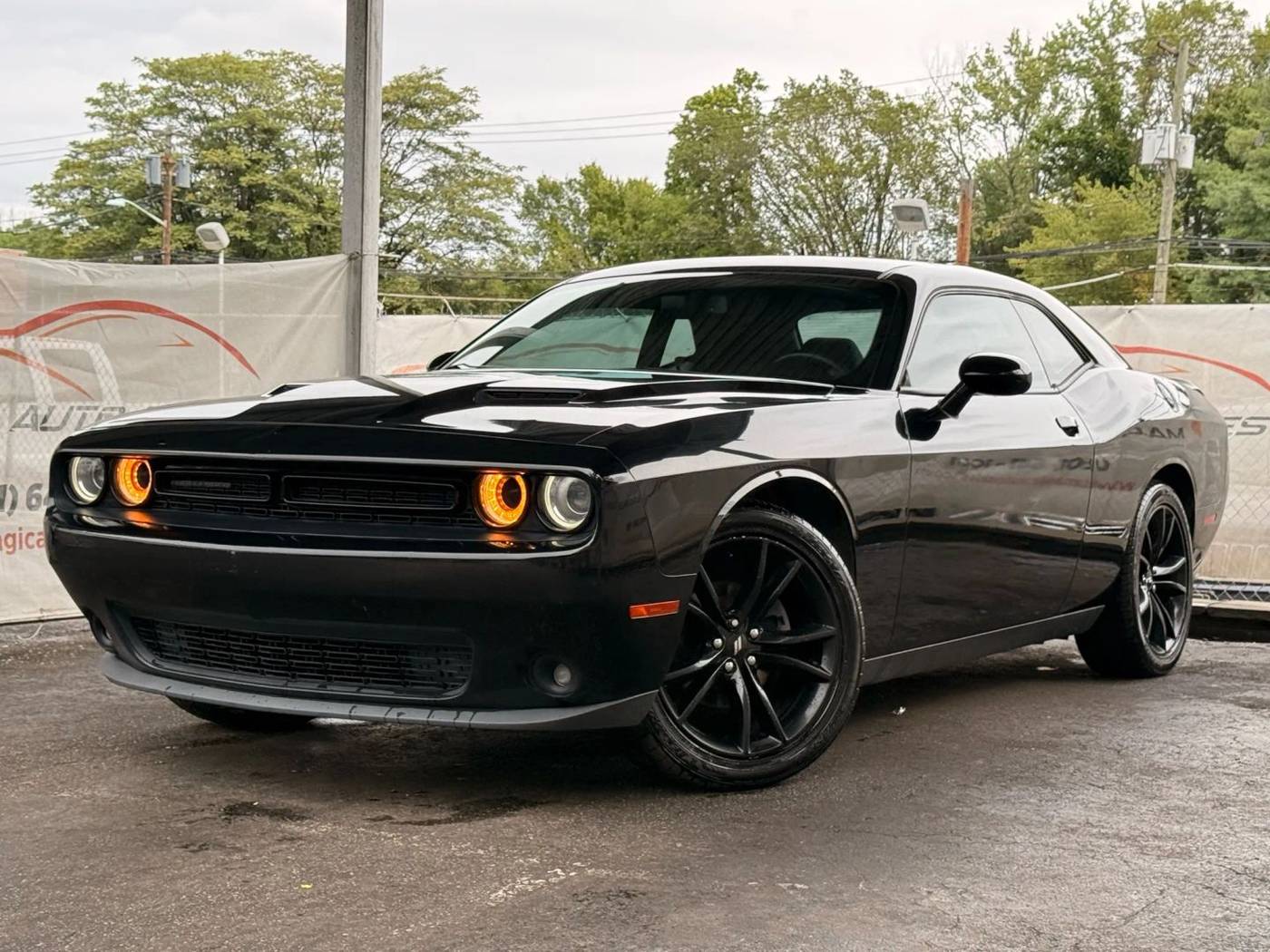 2018 Dodge Challenger SXT — Coupe — 102,216 mi — Little Ferry, NJ