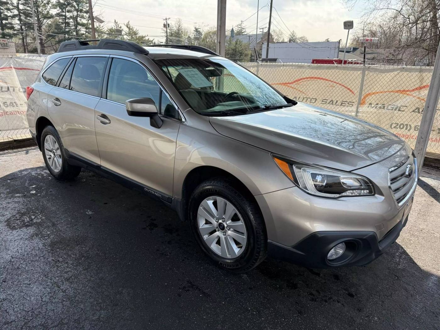 2017 Subaru Outback 2.5i Premium — SUV — 120,364 mi — Little Ferry, NJ