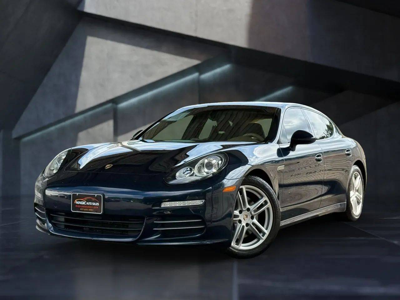 2015 Porsche Panamera 4 — Sedan — 73,883 mi — Little Ferry, NJ