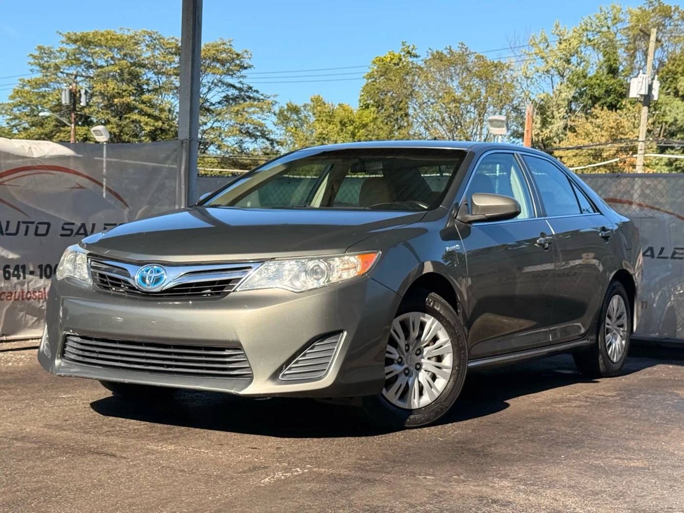 2012 Toyota Camry Hybrid LE — Sedan — 122,219 mi — Little Ferry, NJ