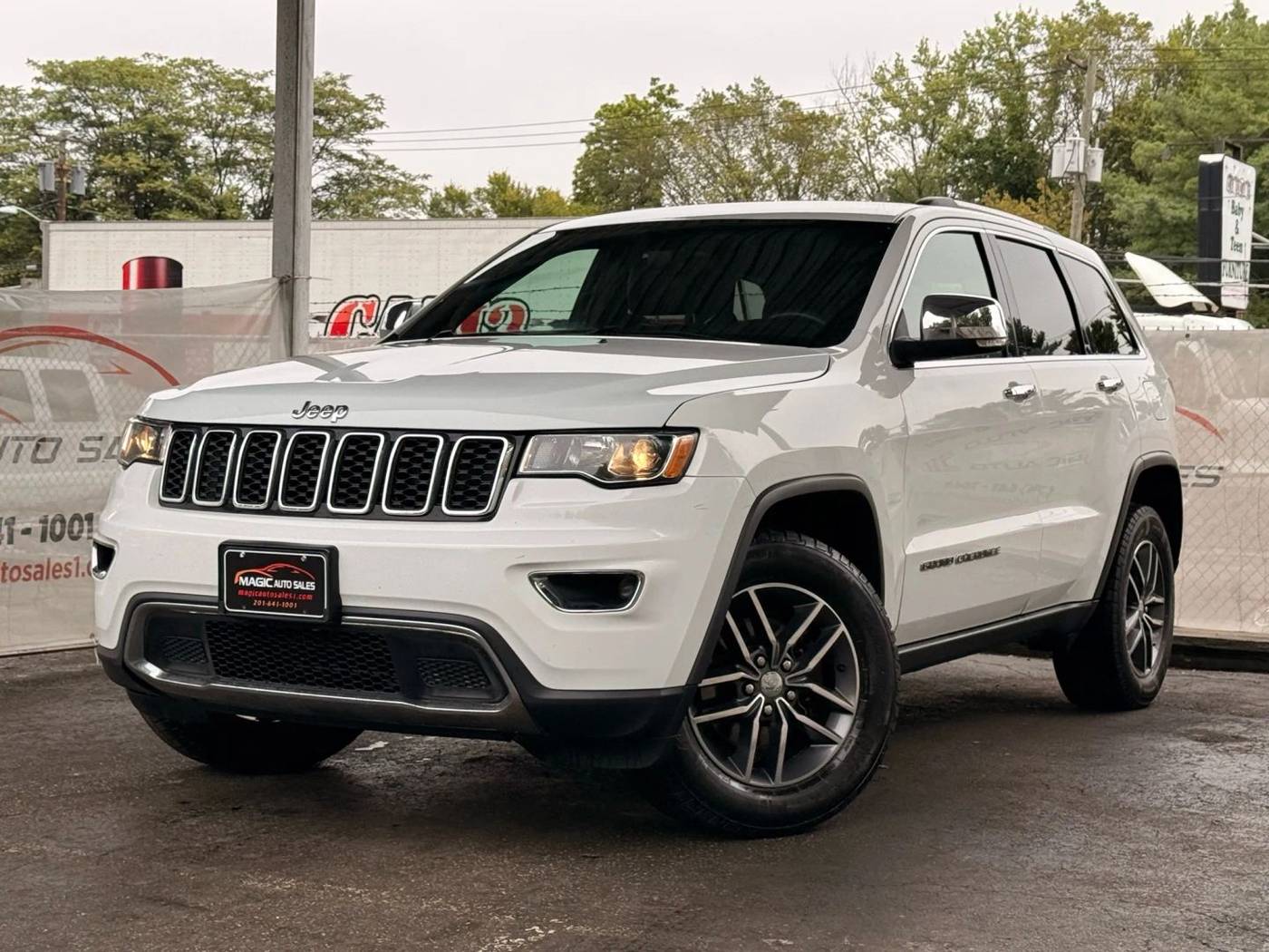 2017 Jeep Grand Cherokee Limited — SUV — 105,374 mi — Little Ferry, NJ
