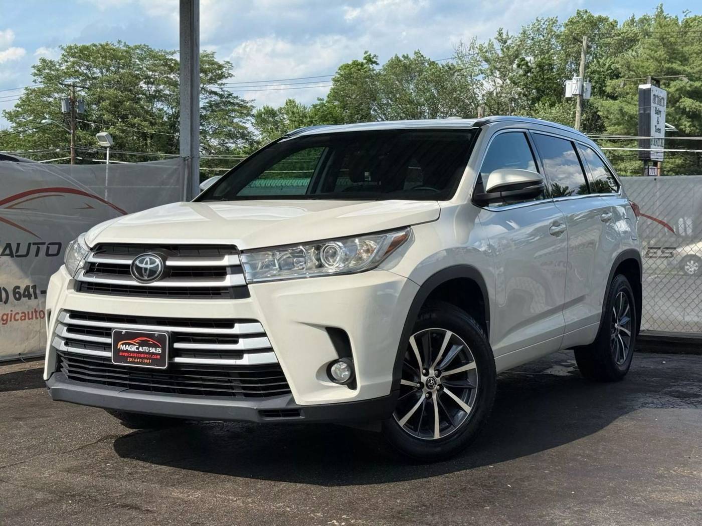 2018 Toyota Highlander XLE — SUV — 102,814 mi — Little Ferry, NJ