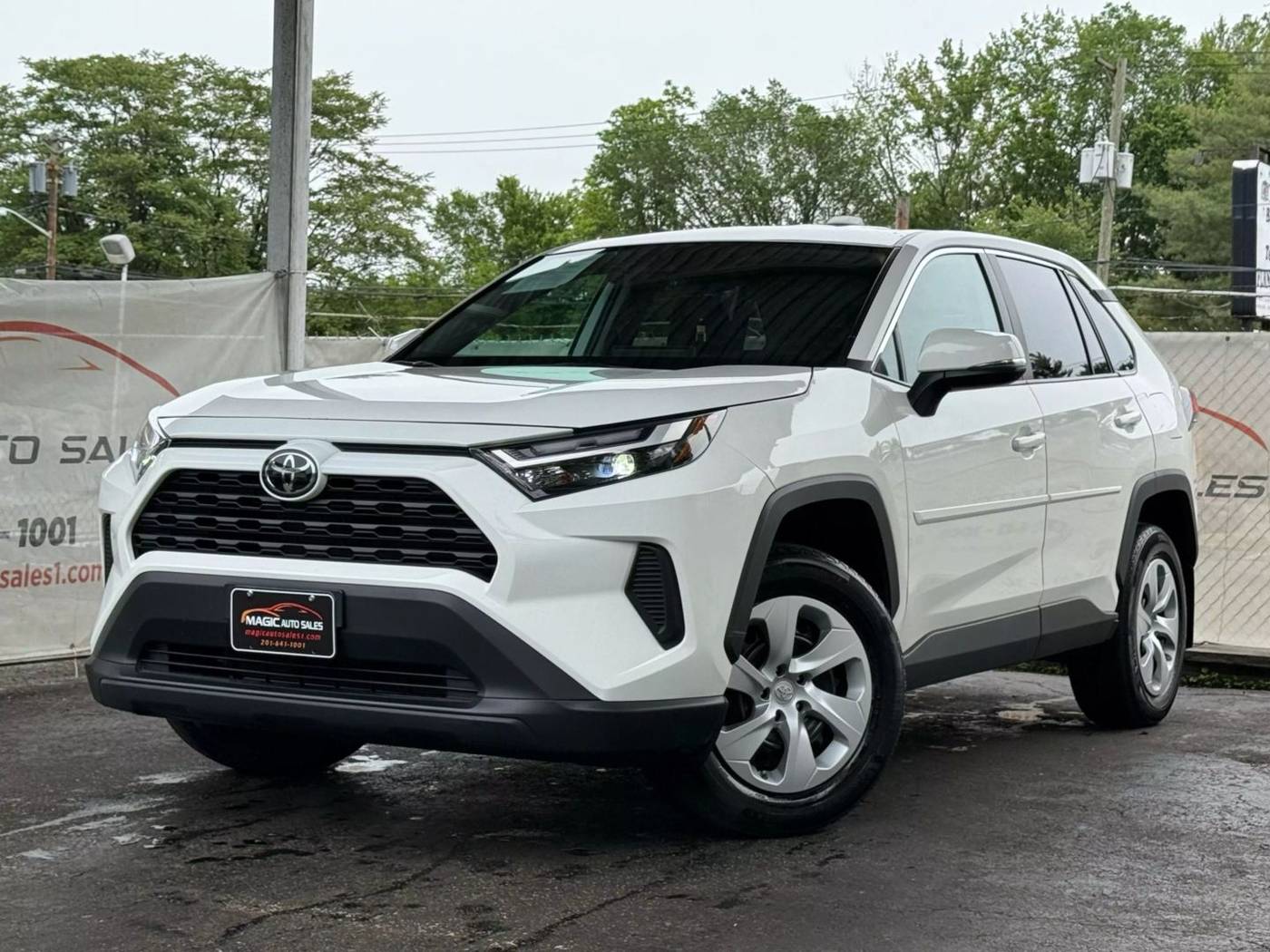 2024 Toyota RAV4 LE — SUV — 28,368 mi — Little Ferry, NJ