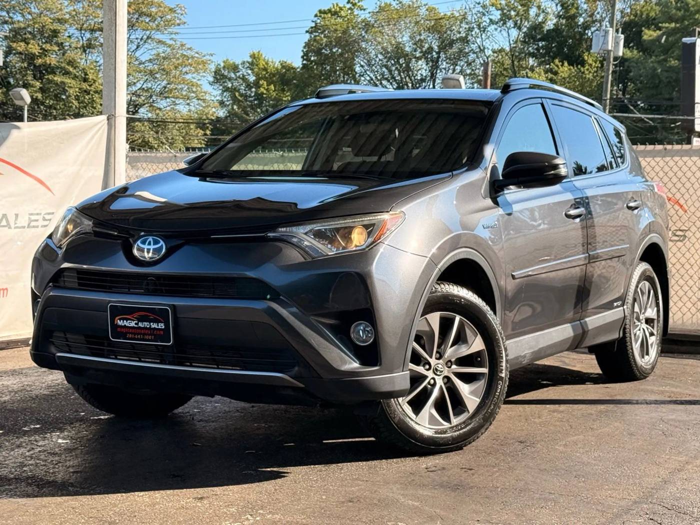 2017 Toyota RAV4 Hybrid XLE — SUV — 65,031 mi — Little Ferry, NJ