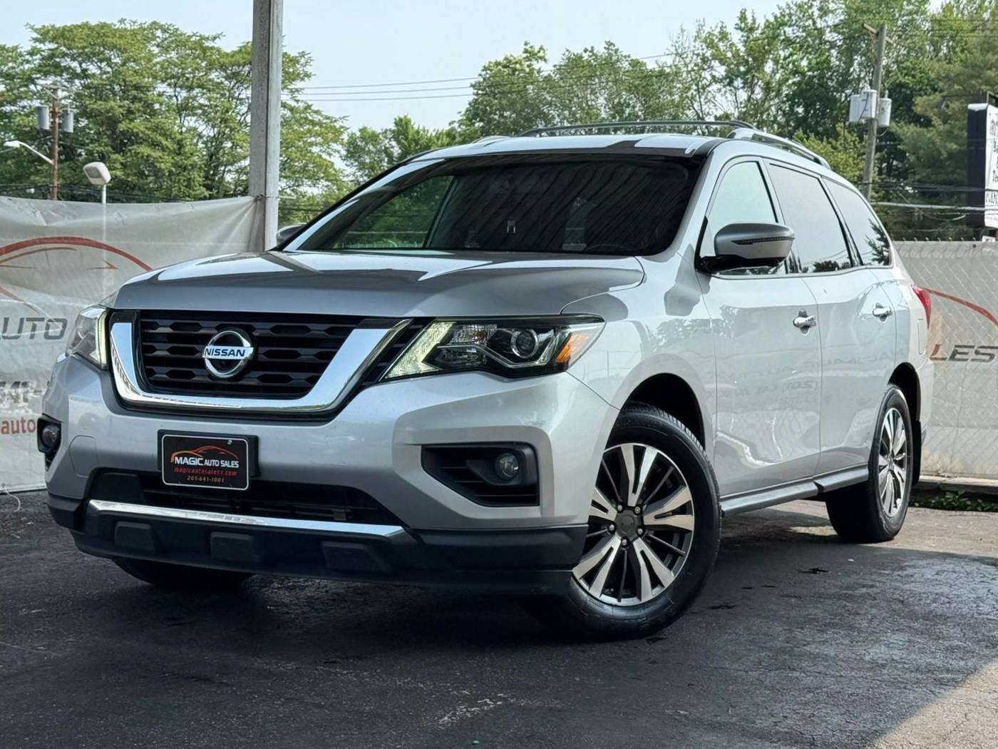 2017 Nissan Pathfinder SL — SUV — 80,113 mi — Little Ferry, NJ