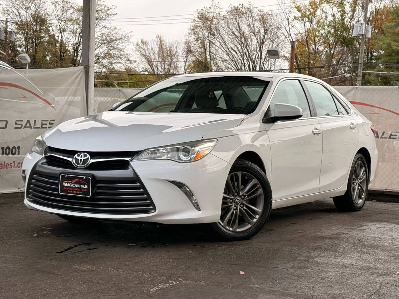 2015 Toyota Camry LE — Sedan — 104,150 mi — Little Ferry, NJ