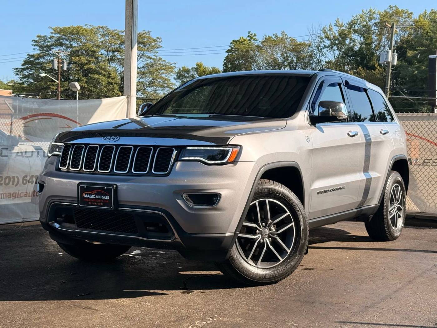 2017 Jeep Grand Cherokee Limited — SUV — 118,540 mi — Little Ferry, NJ