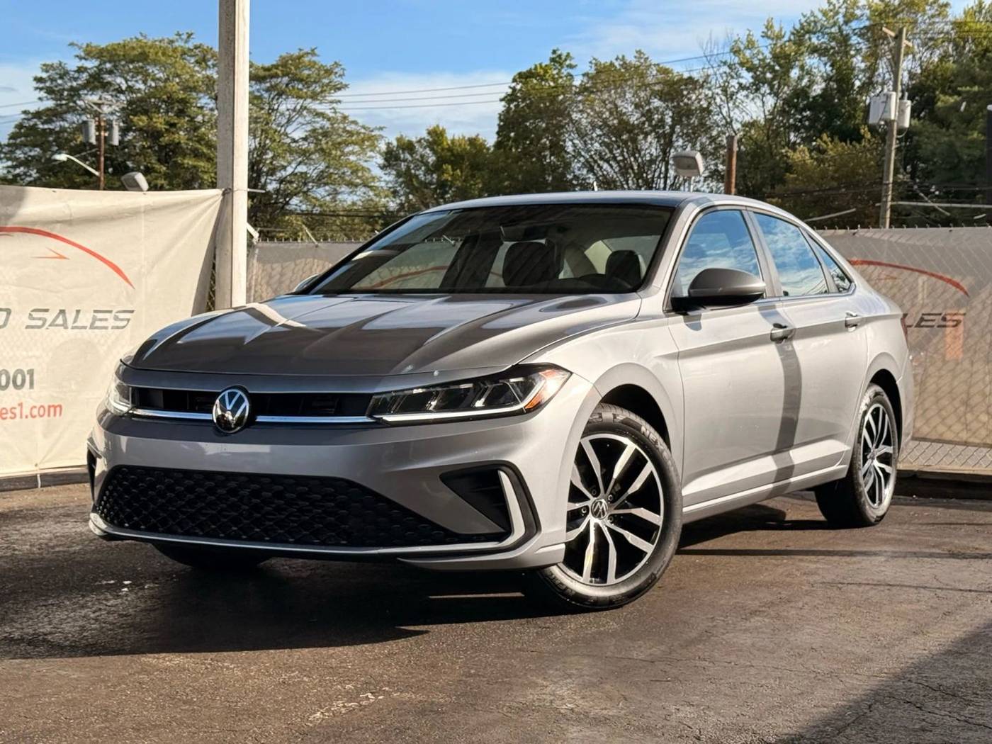 2025 Volkswagen Jetta SE — Sedan — 8,365 mi — Little Ferry, NJ