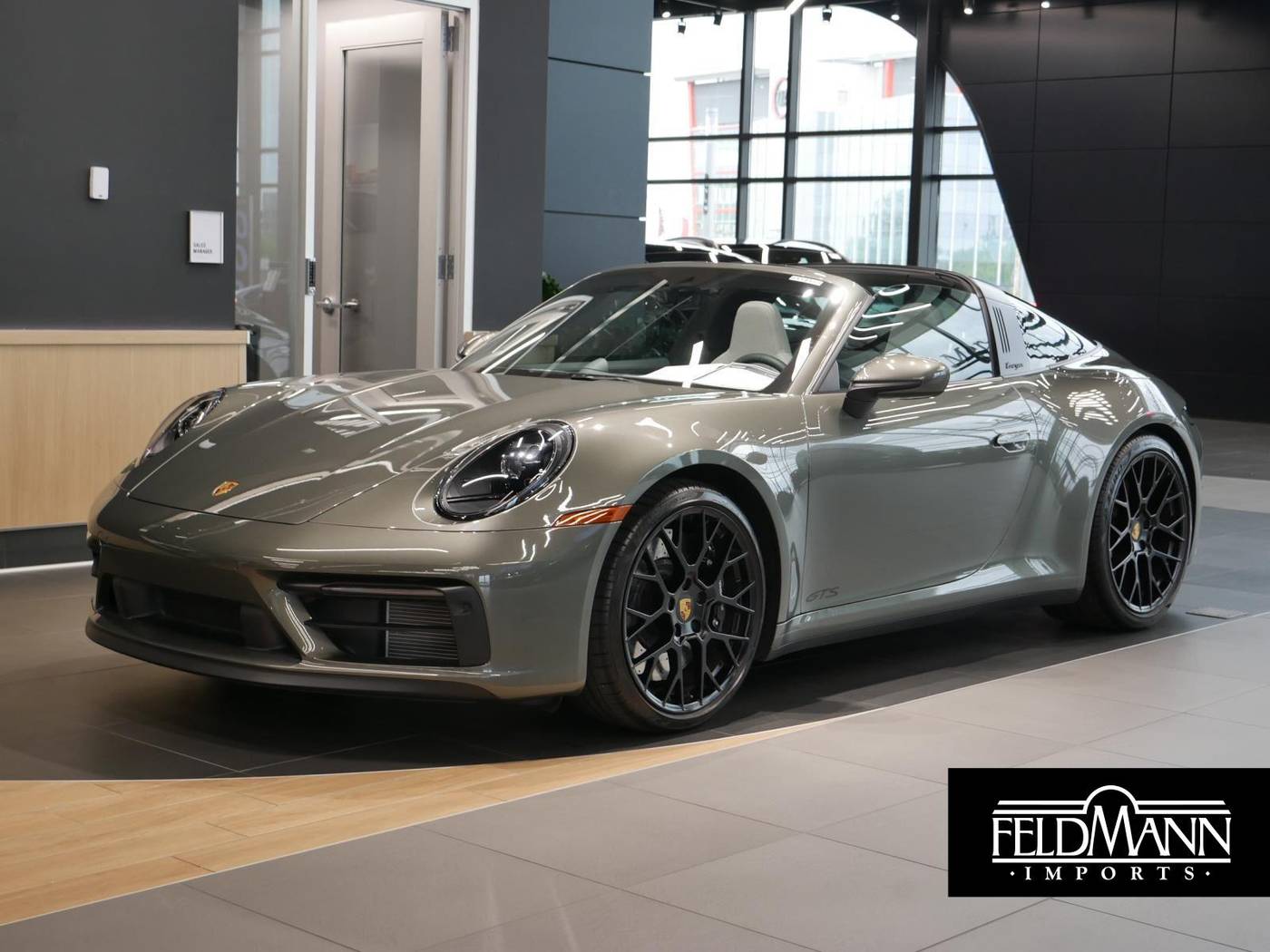 2023 Porsche 911 Targa 4 GTS — Coupe — 2,959 mi — Bloomington, MN