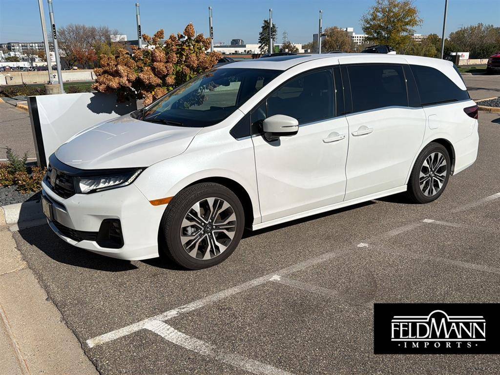 2025 Honda Odyssey Elite — Minivan — 15,556 mi — Bloomington, MN