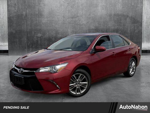 2017 Toyota Camry SE — Sedan — 58,652 mi — Naperville, IL