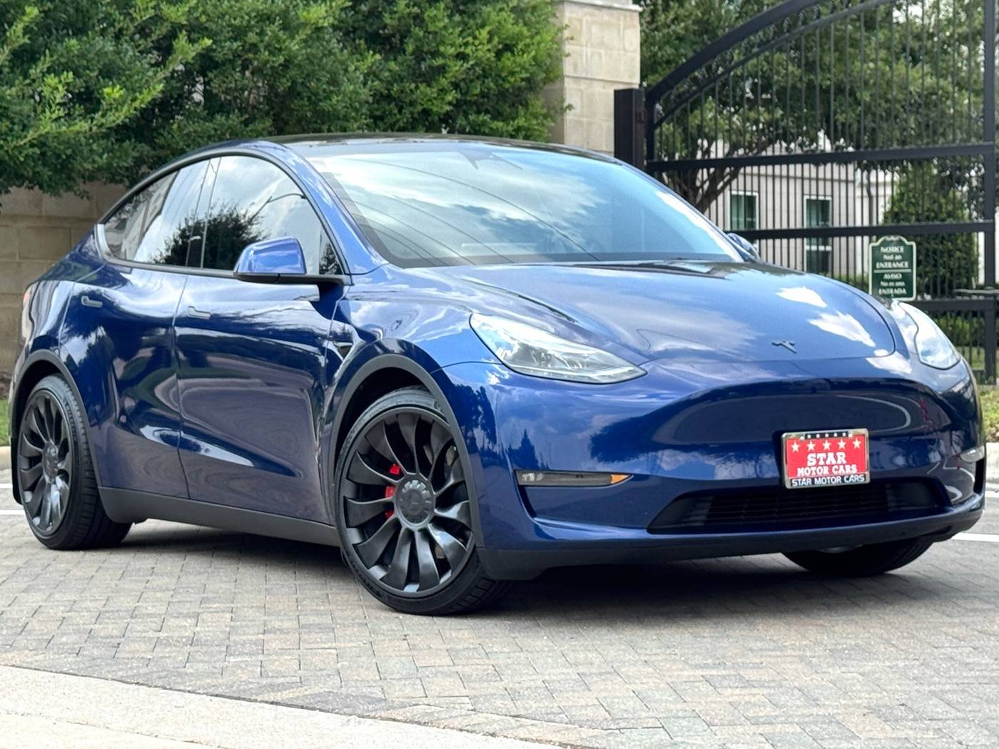 2023 Tesla Model Y Performance — SUV — 21,651 mi — Houston, TX