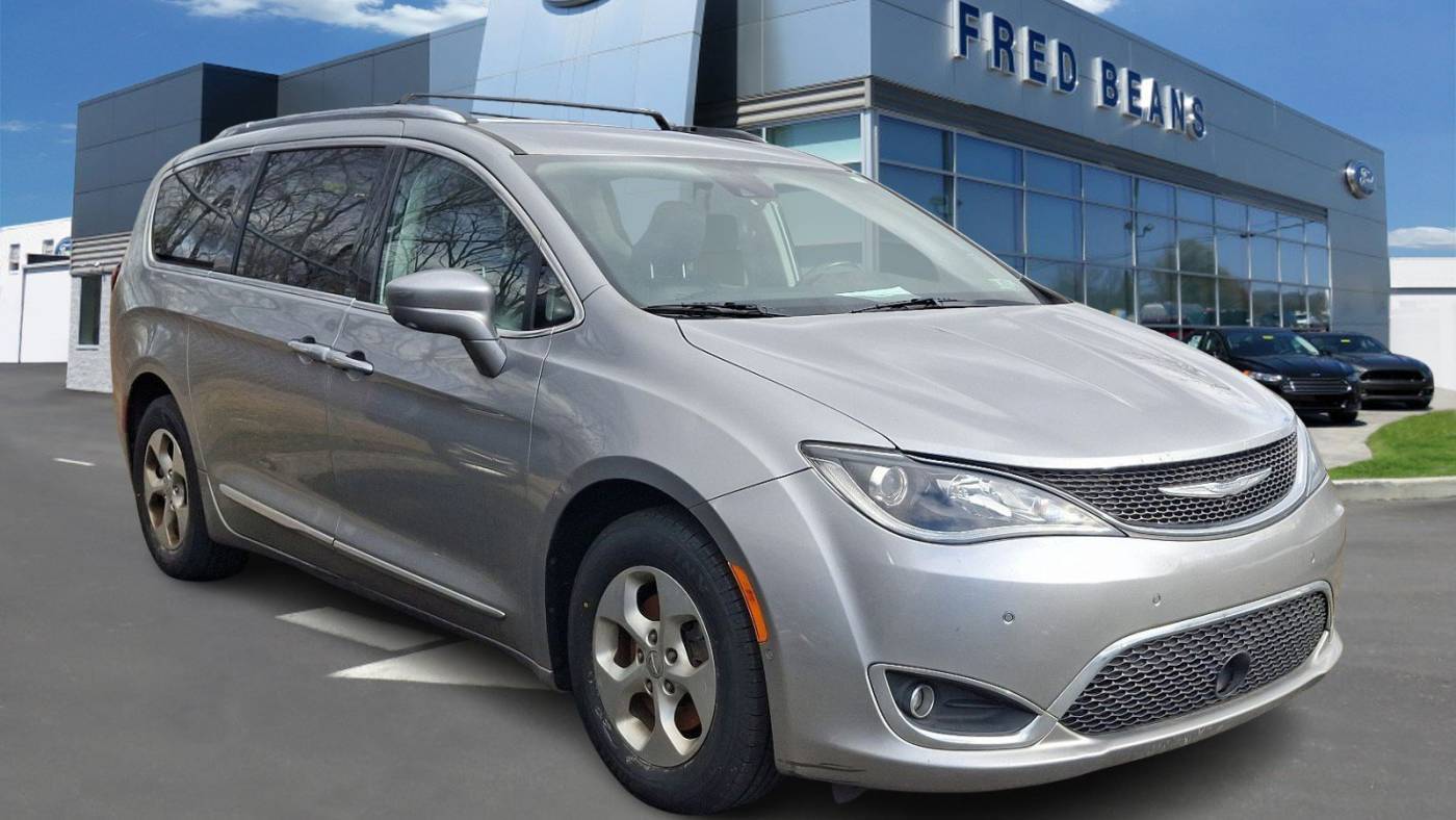 2017 Chrysler Pacifica Touring L Plus — Minivan — 114,005 mi — Boyertown, PA
