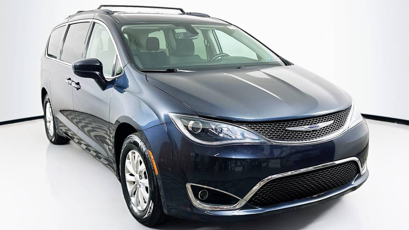2019 Chrysler Pacifica Touring Plus — Minivan — 99,938 mi — Doylestown, PA