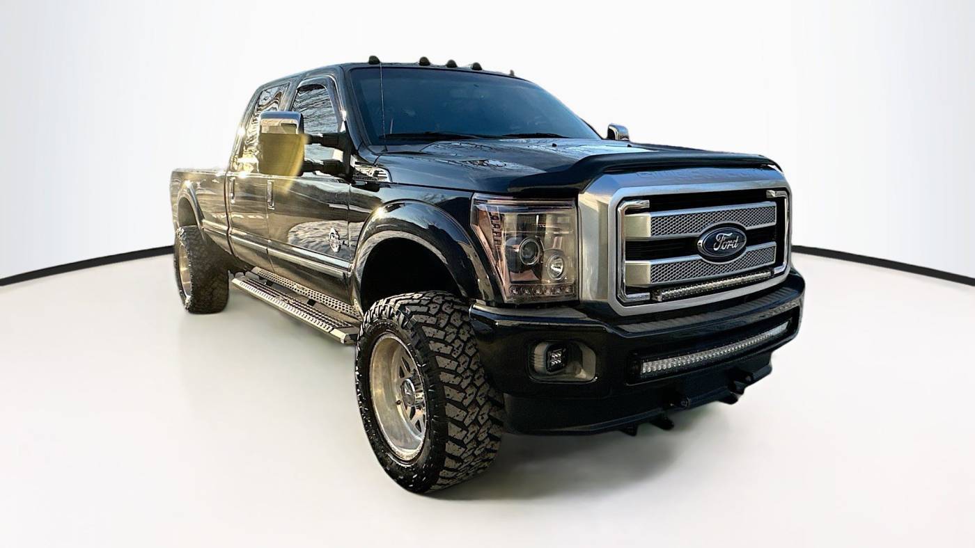 2014 Ford Super Duty F-350 Platinum — Pickup Truck — 102,510 mi — Doylestown, PA