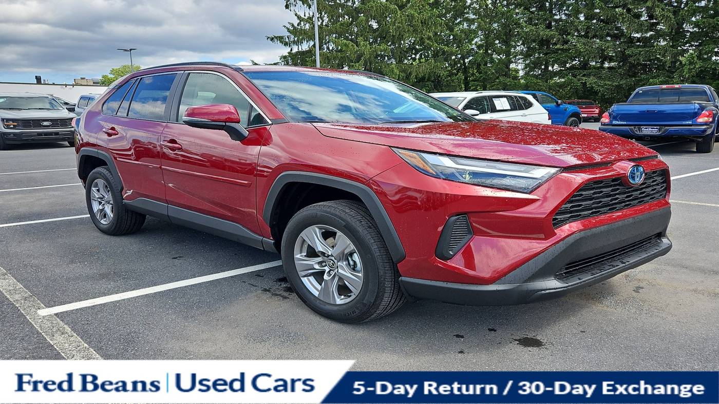 2024 Toyota RAV4 Hybrid XLE — SUV — 2,950 mi — Mechanicsburg, PA