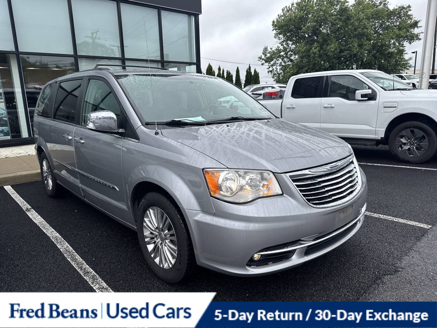 2015 Chrysler Town & Country Touring-L — Minivan — 76,142 mi — Langhorne, PA